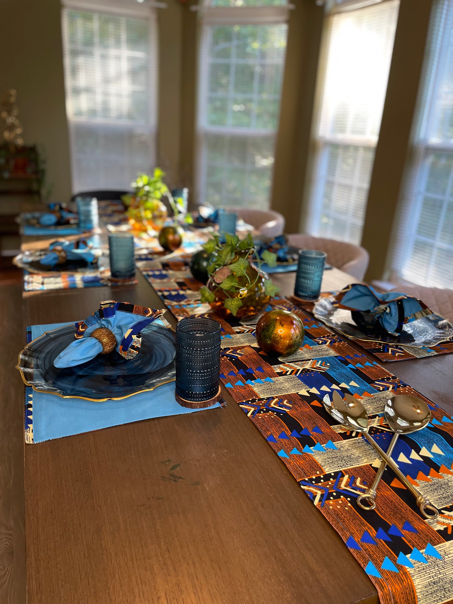 Volta Table Runner