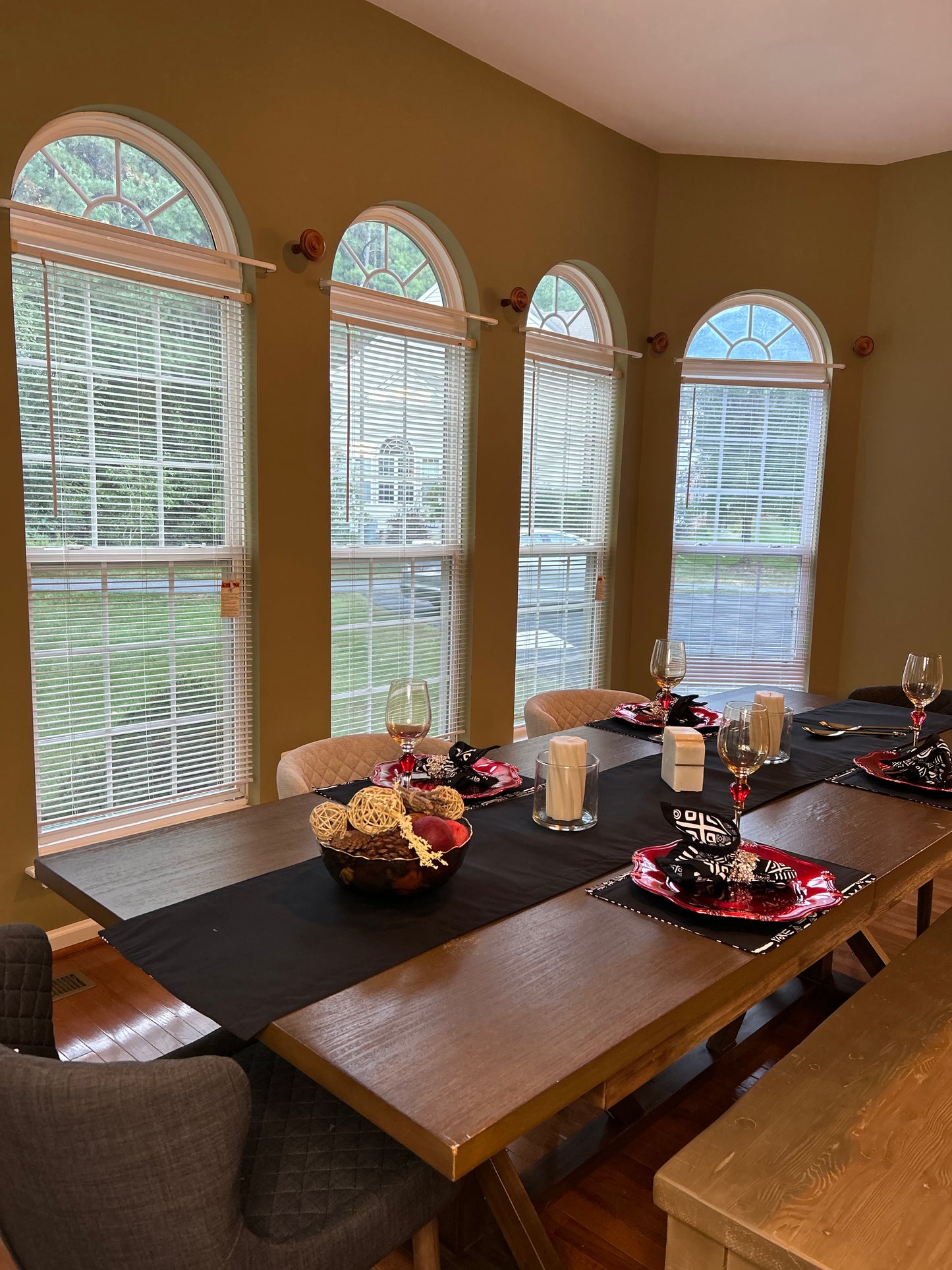 Vanguard Table Runner