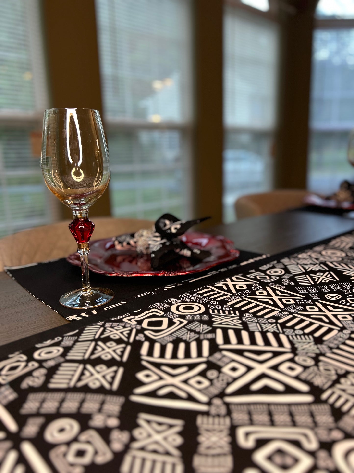 Vanguard Tableware Set